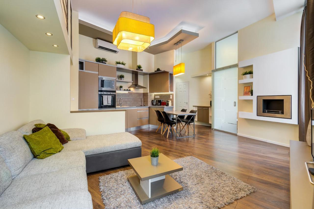 Spacious & Stylish Apartment In Downtown Budapest Eksteriør billede