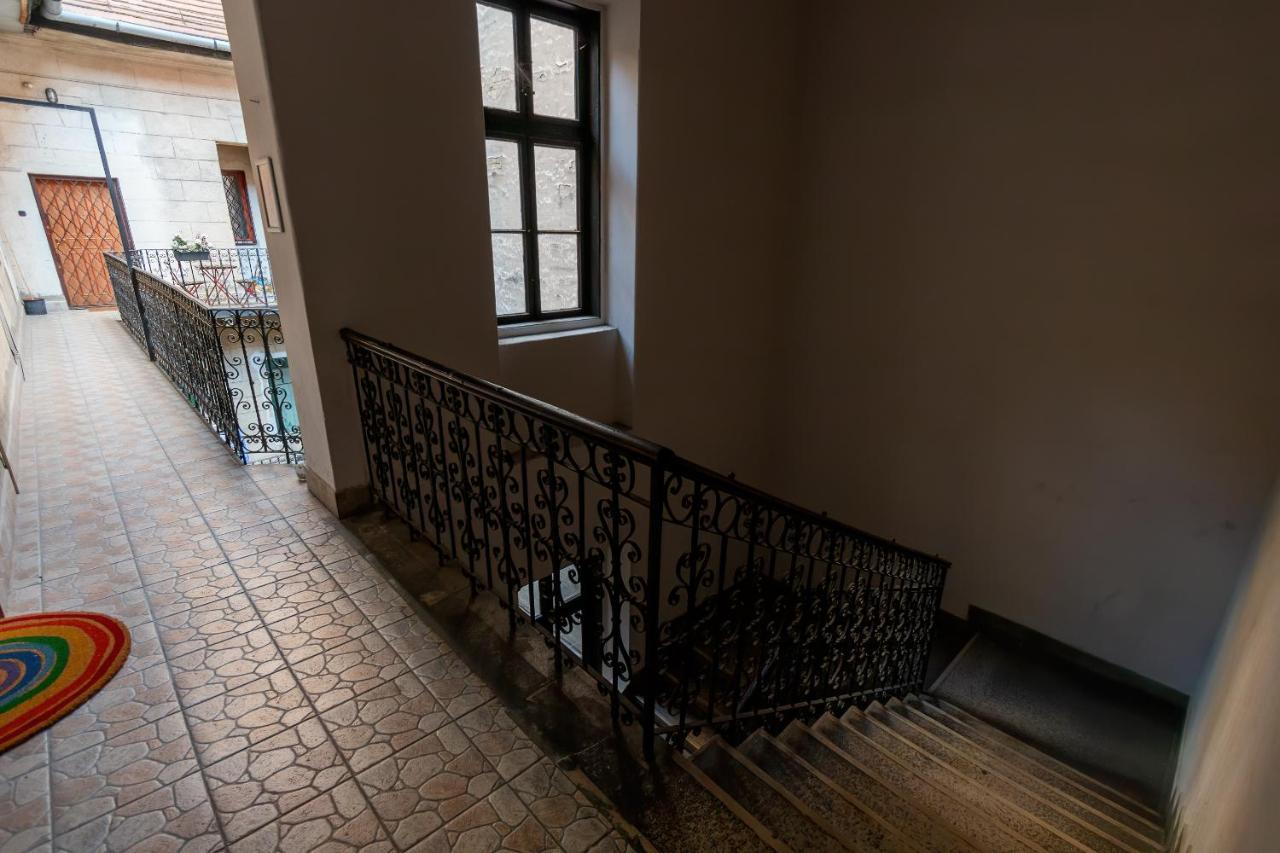 Spacious & Stylish Apartment In Downtown Budapest Eksteriør billede